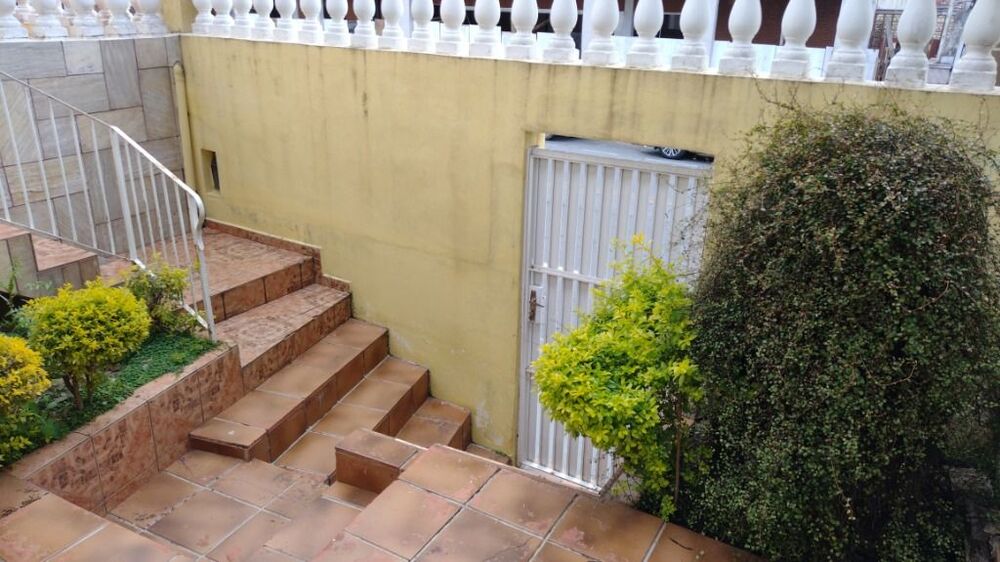 Casa à venda e aluguel com 3 quartos, 230m² - Foto 3