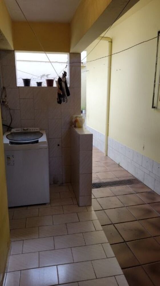 Casa à venda e aluguel com 3 quartos, 230m² - Foto 21