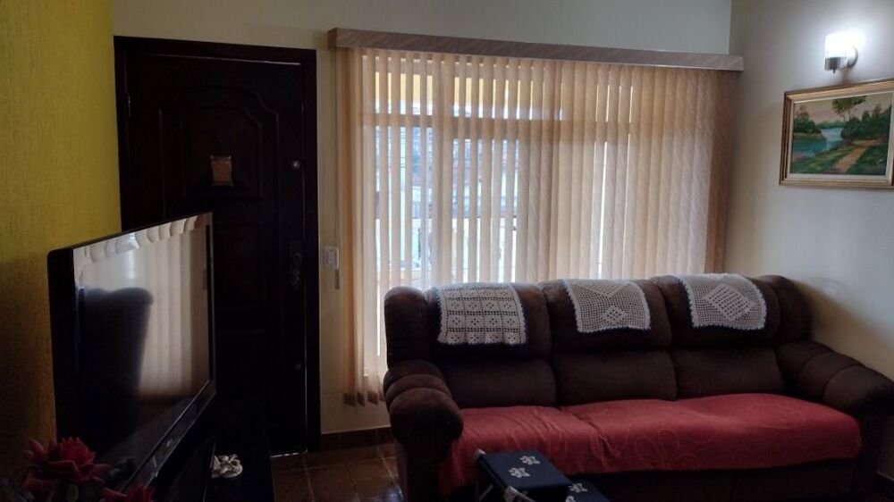 Casa à venda e aluguel com 3 quartos, 230m² - Foto 9