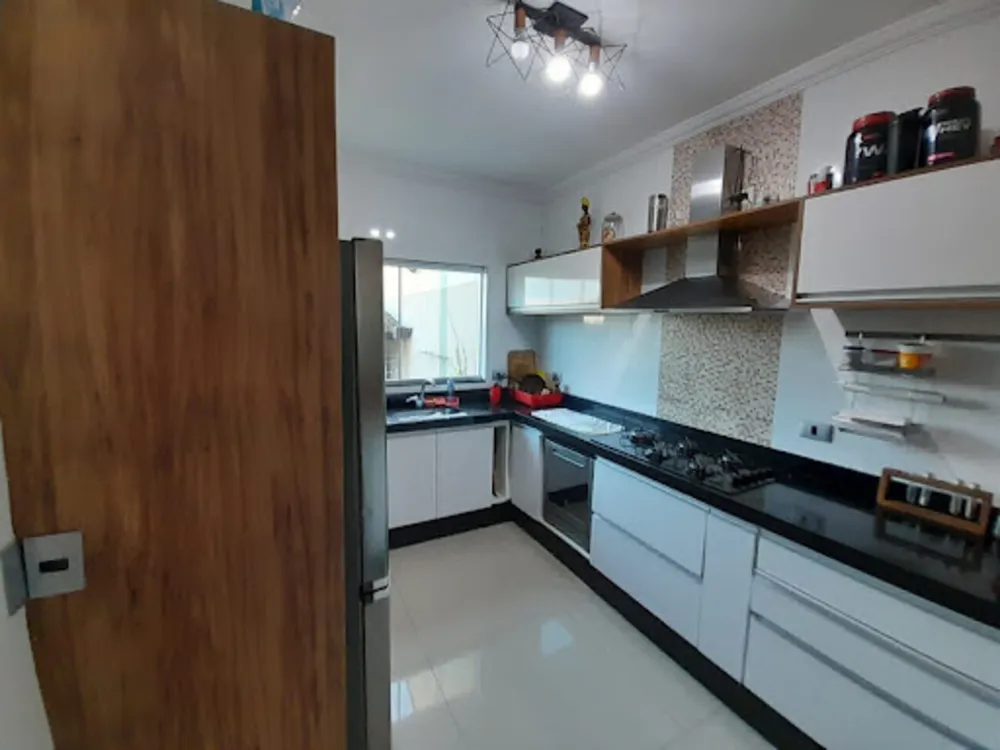Casa, 3 quartos, 182 m² - Foto 6