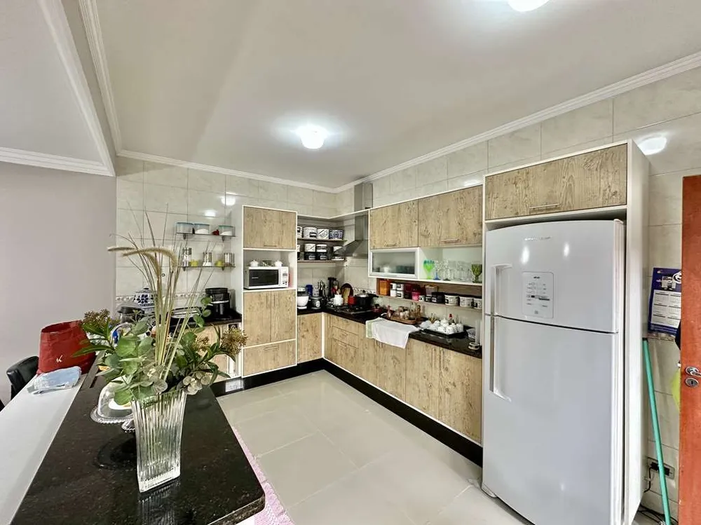 Casa, 3 quartos, 280 m² - Foto 4