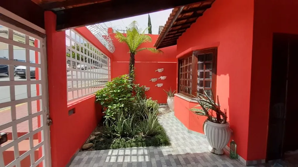 Casa, 4 quartos, 238 m² - Foto 2