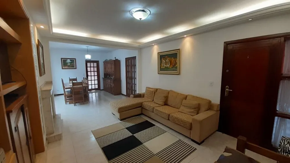 Casa, 4 quartos, 238 m² - Foto 4