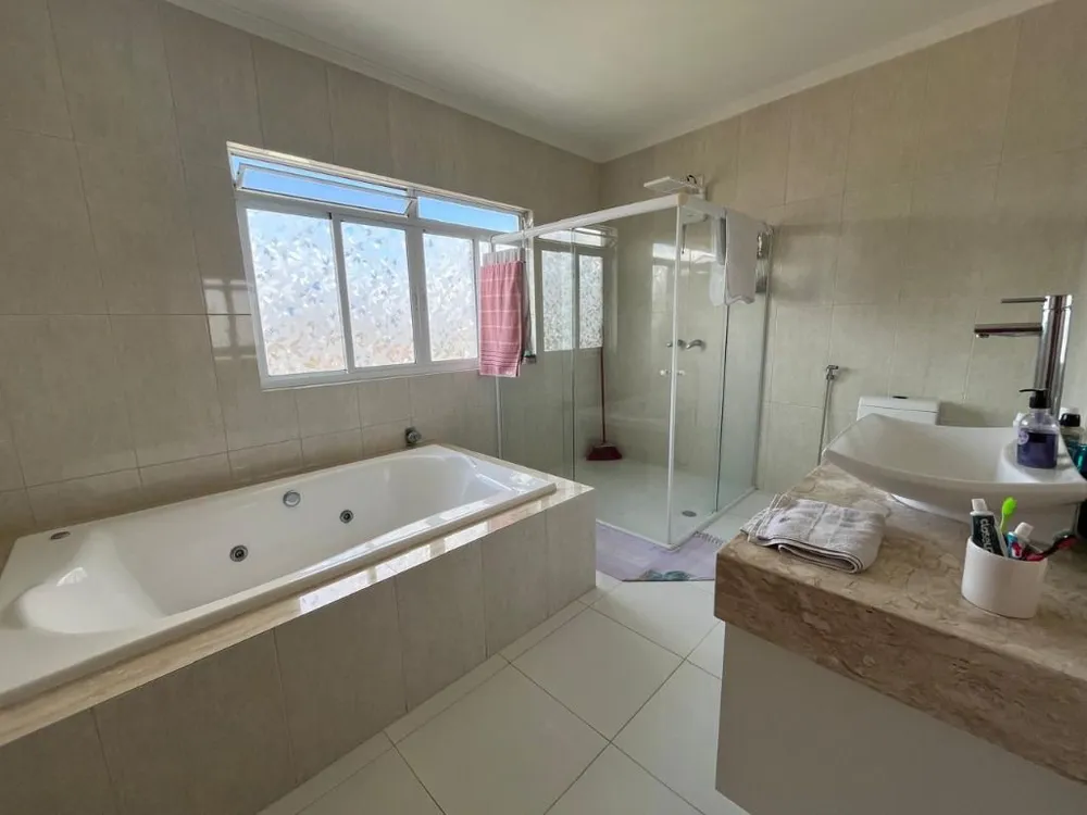 Casa, 4 quartos, 210 m² - Foto 8