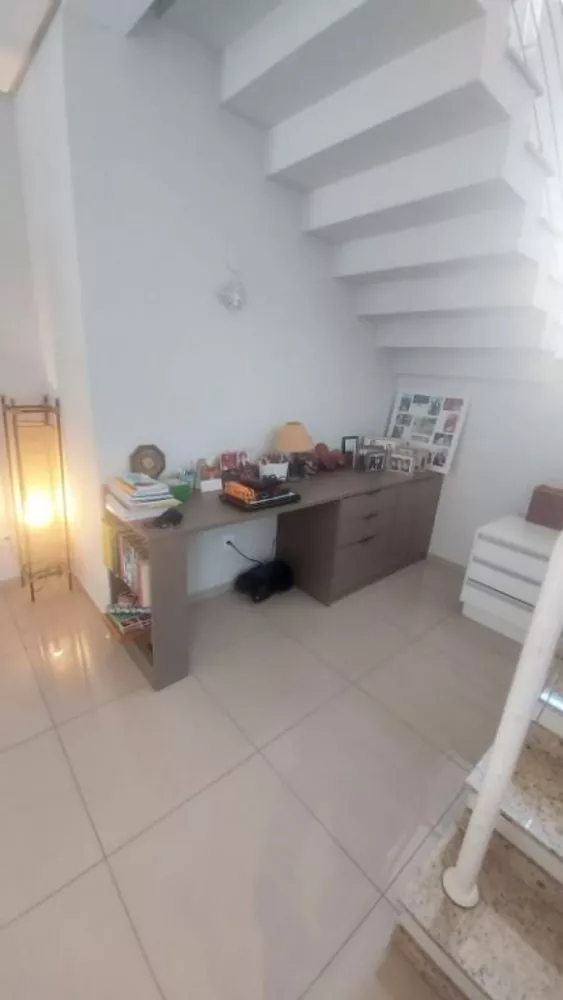 Casa de Condomínio à venda com 3 quartos, 182m² - Foto 17