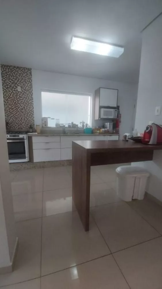 Casa de Condomínio à venda com 3 quartos, 182m² - Foto 15