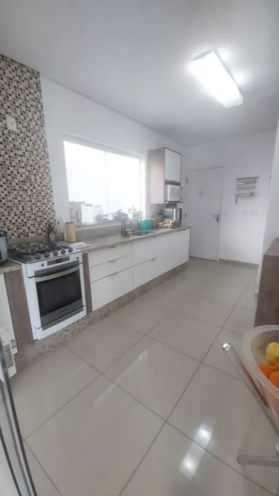 Casa de Condomínio à venda com 3 quartos, 182m² - Foto 22