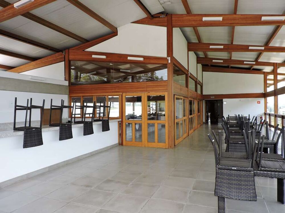 Casa de Condomínio à venda com 4 quartos, 345m² - Foto 4