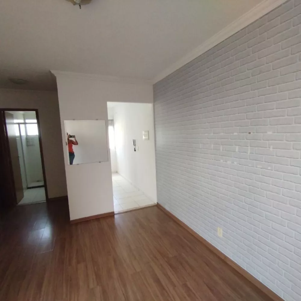 Apartamento à venda com 2 quartos, 45m² - Foto 4