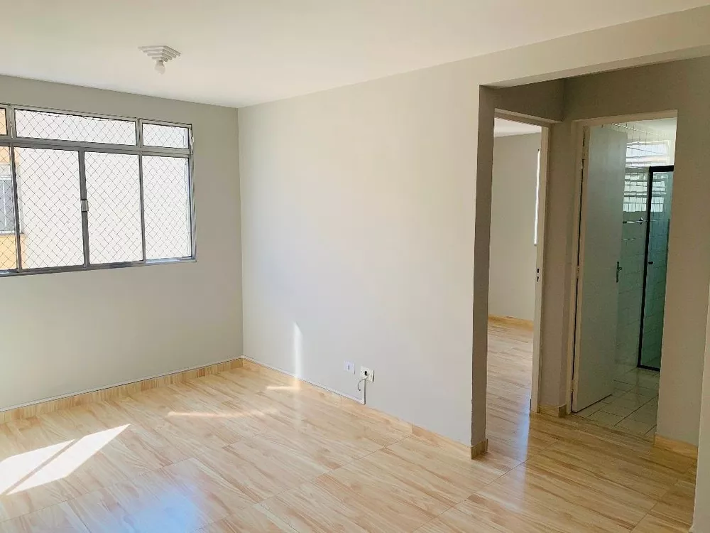 Apartamento para alugar com 2 quartos, 55m² - Foto 3