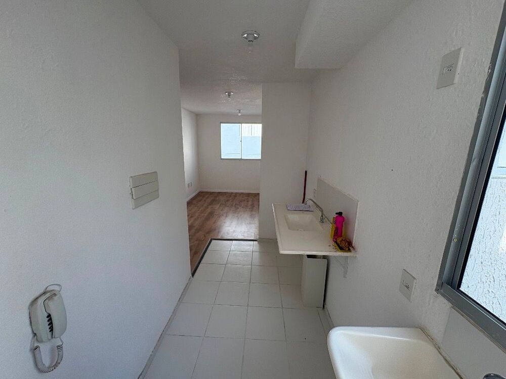 Apartamento à venda com 2 quartos, 40m² - Foto 13