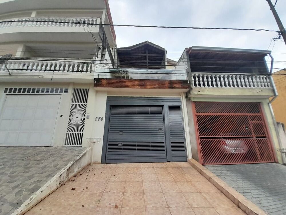 Casa à venda e aluguel com 2 quartos, 175m² - Foto 1