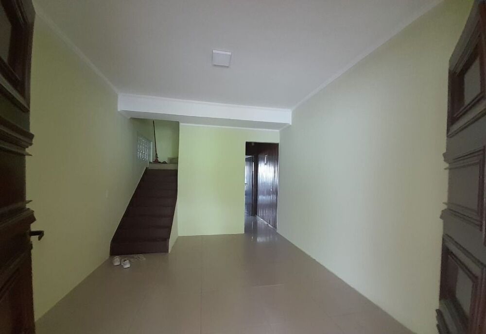 Casa à venda e aluguel com 2 quartos, 175m² - Foto 2