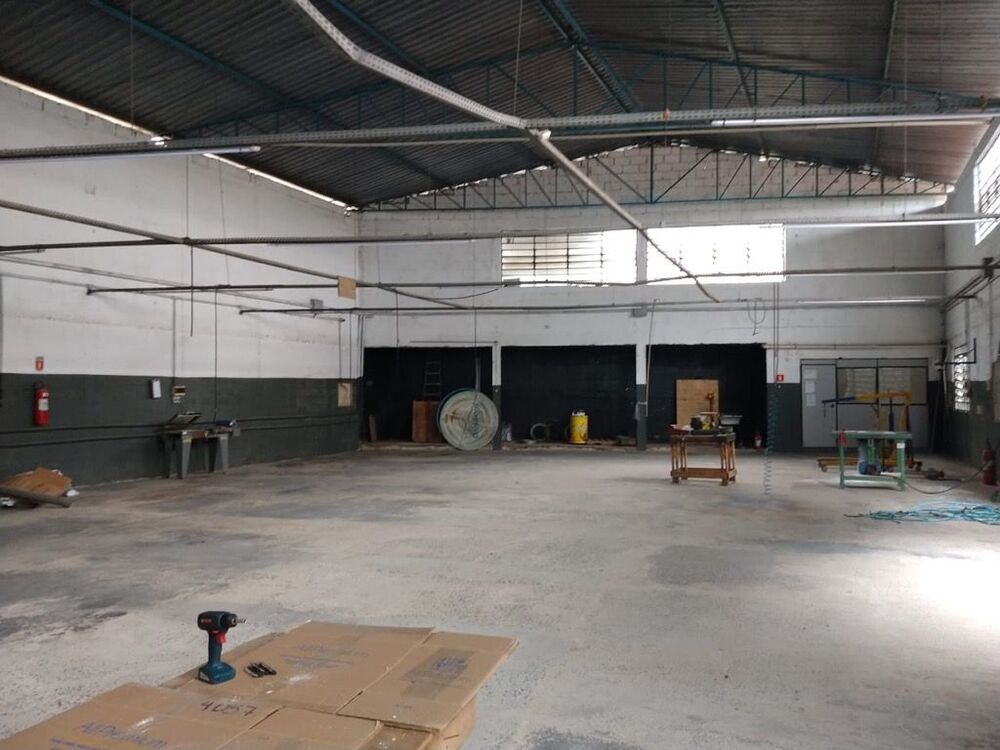 Depósito-Galpão, 585 m² - Foto 1