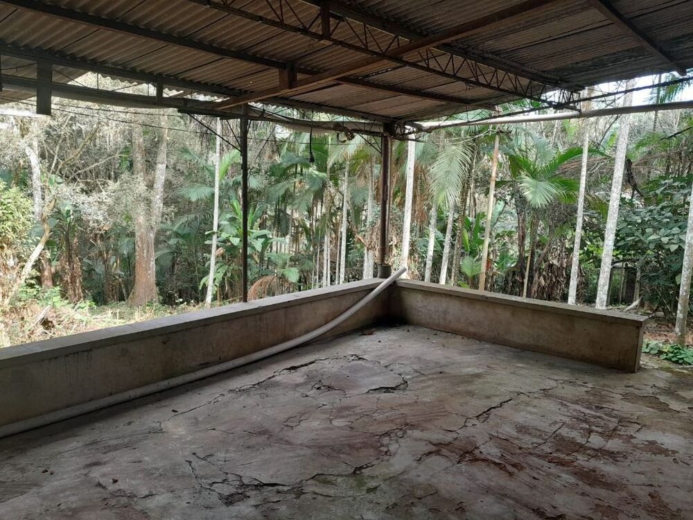 Chácara à venda com 3 quartos, 1850m² - Foto 9