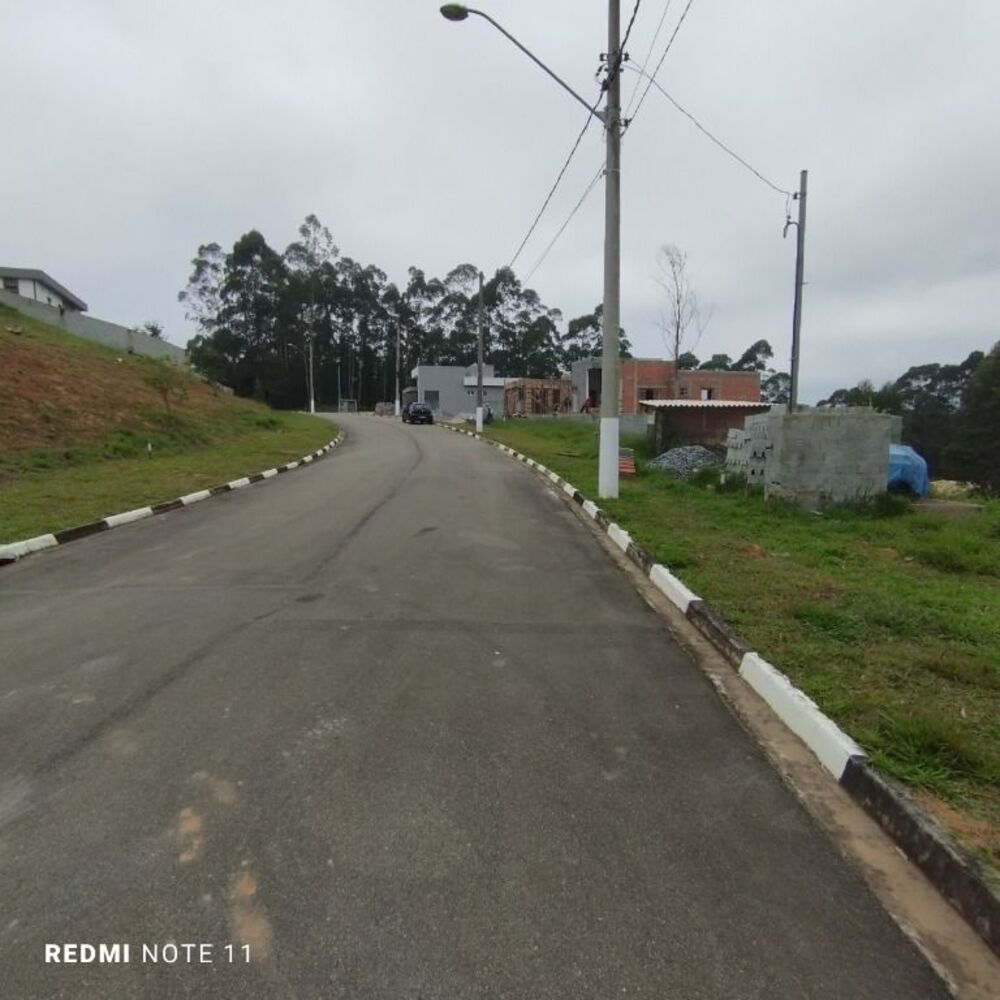 Casa de Condomínio para alugar com 3 quartos, 240m² - Foto 32