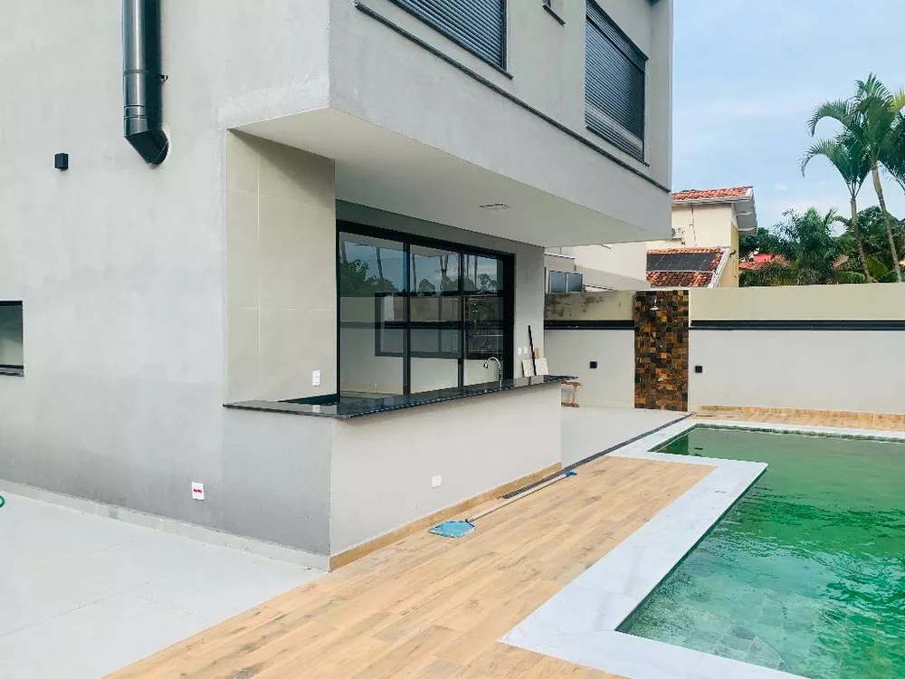 Casa de Condomínio à venda com 4 quartos, 336m² - Foto 4