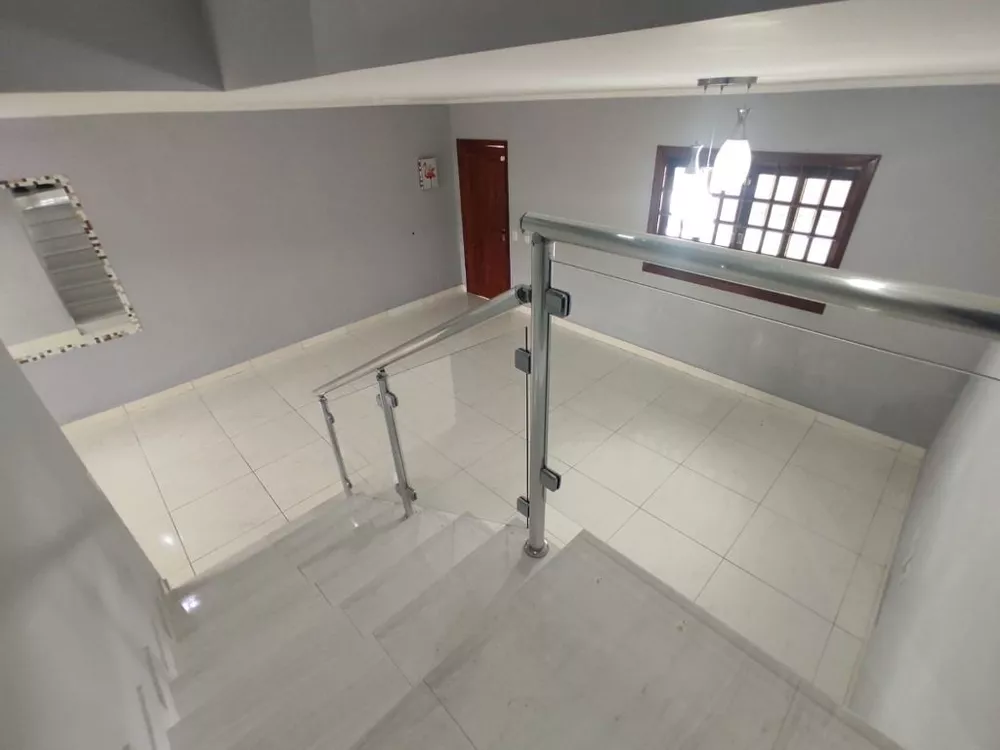 Casa à venda com 3 quartos, 154m² - Foto 4