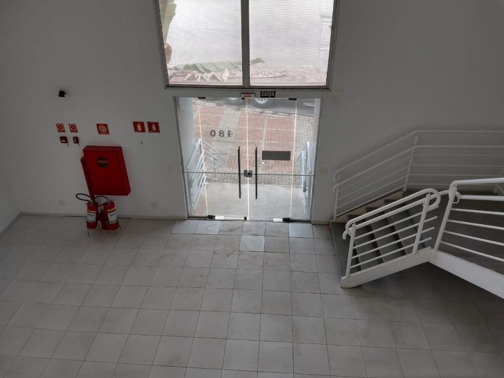 Depósito-Galpão, 2403 m² - Foto 18