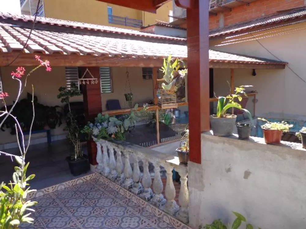 Casa, 3 quartos, 270 m² - Foto 2