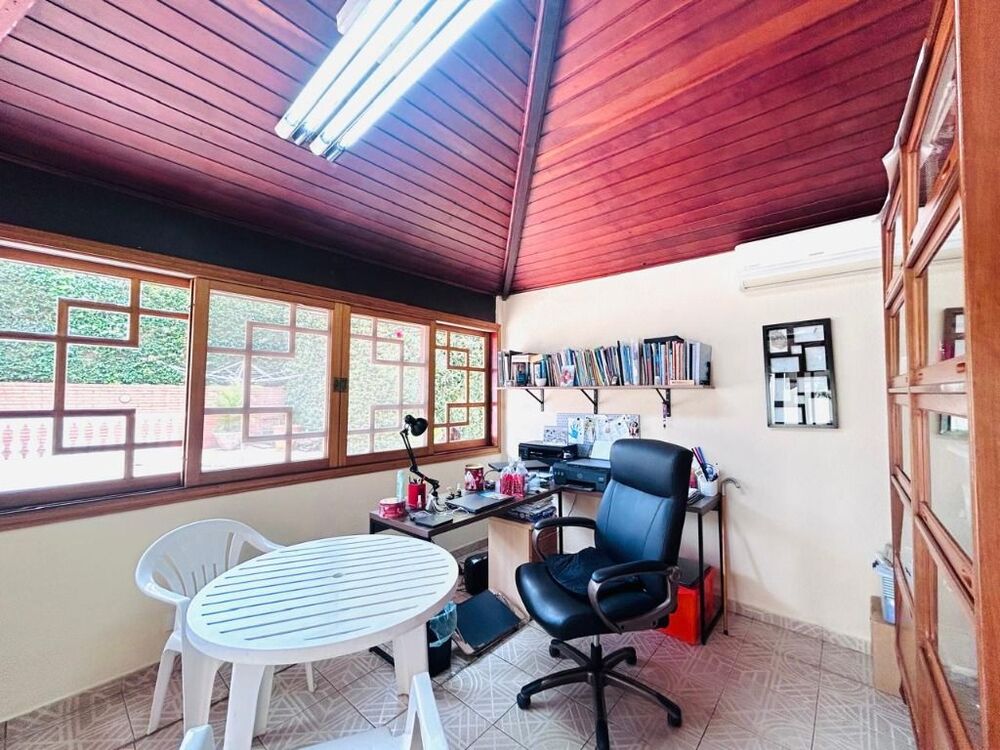Casa de Condomínio à venda com 3 quartos, 278m² - Foto 8
