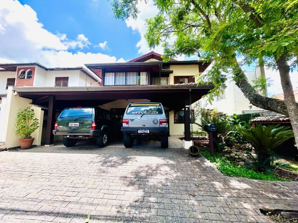 Casa de Condomínio à venda com 3 quartos, 278m² - Foto 2