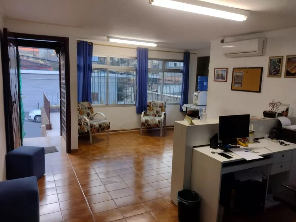 Casa, 4 quartos, 180 m² - Foto 2