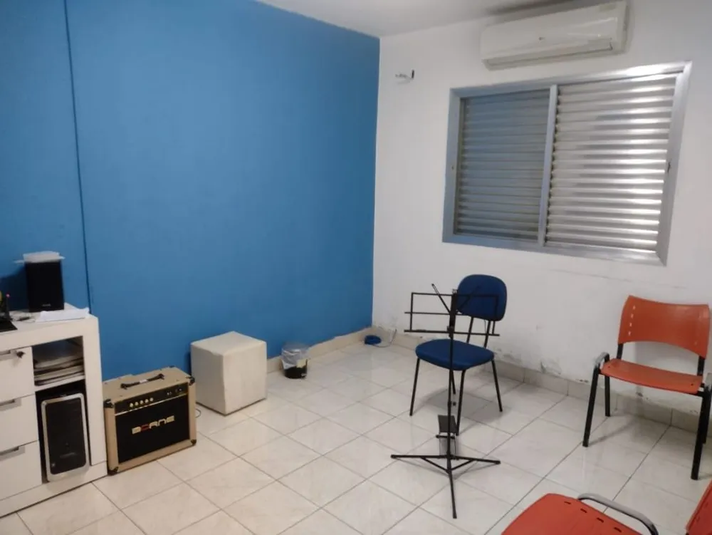 Casa, 4 quartos, 180 m² - Foto 4