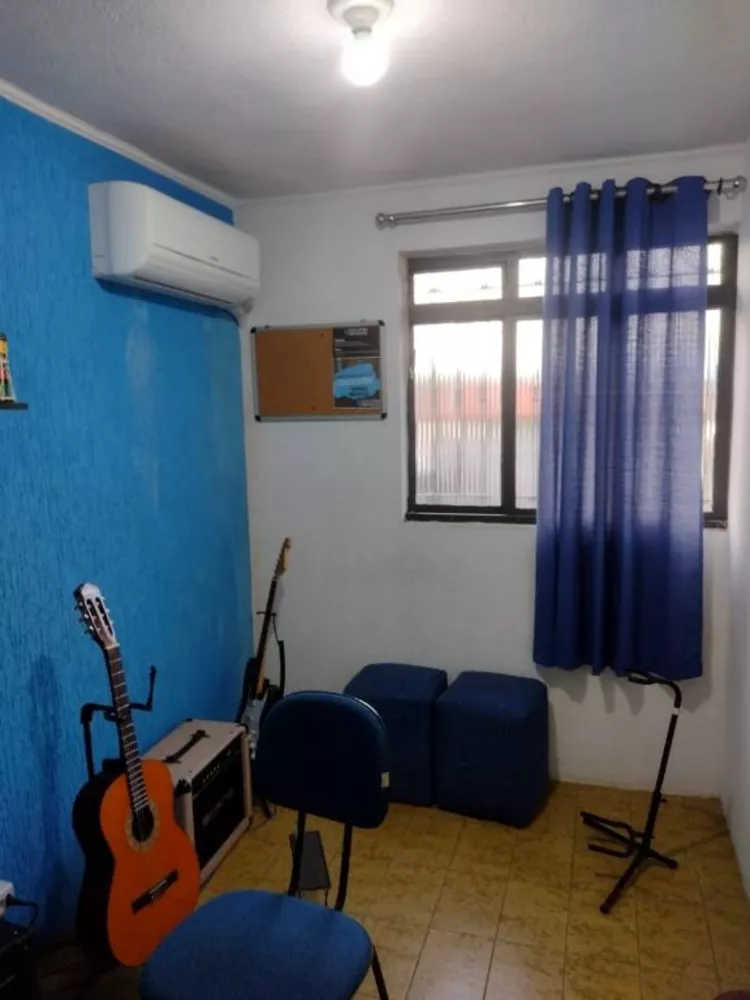 Casa, 4 quartos, 180 m² - Foto 4