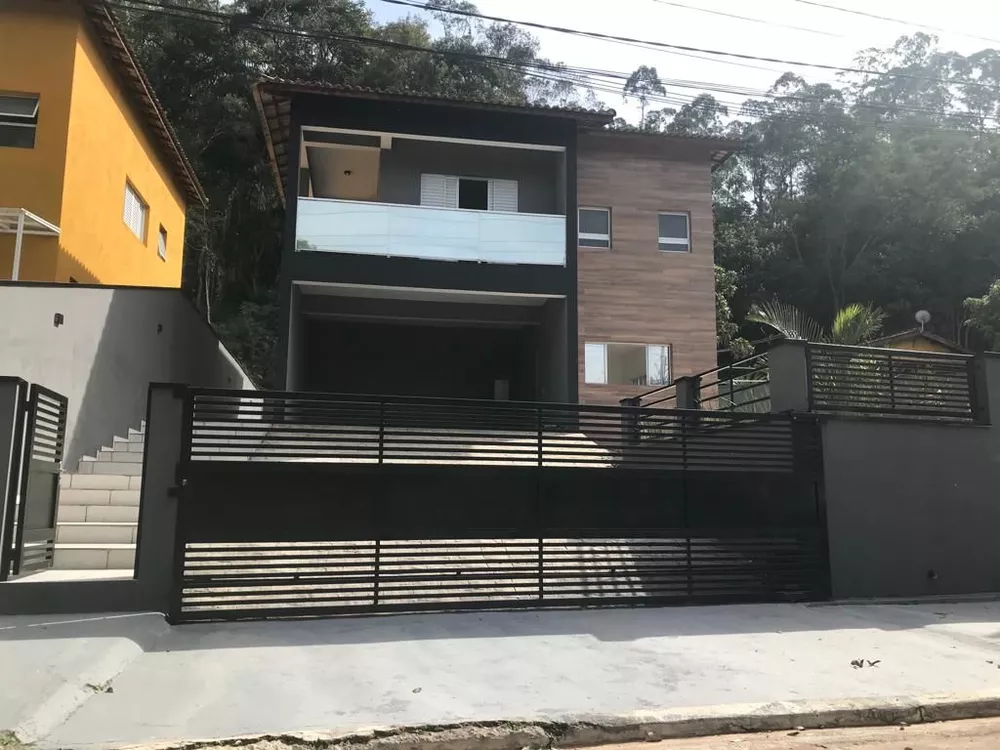 Casa de Condomínio à venda com 3 quartos, 180m² - Foto 1