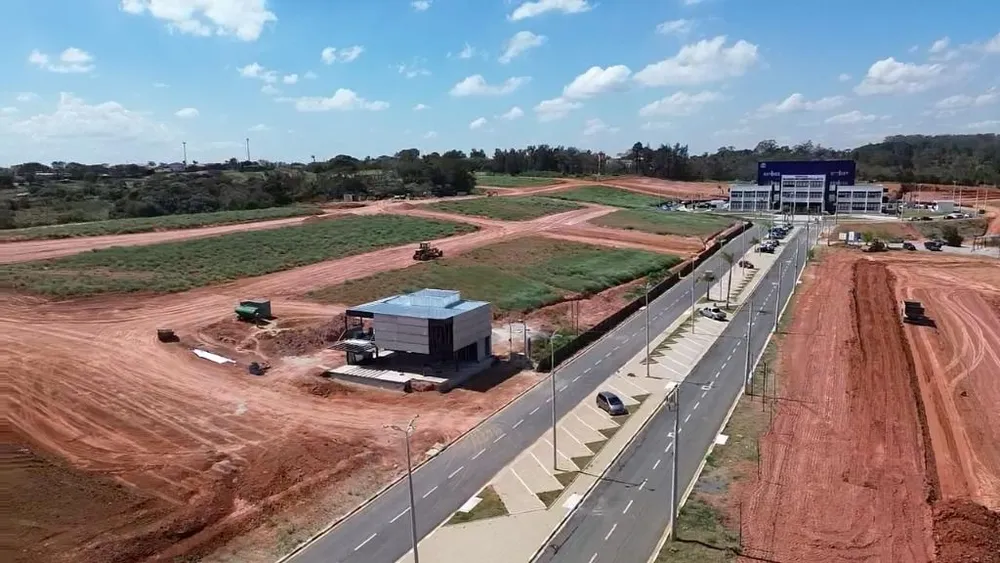 Loteamento e Condomínio, 202 m² - Foto 1