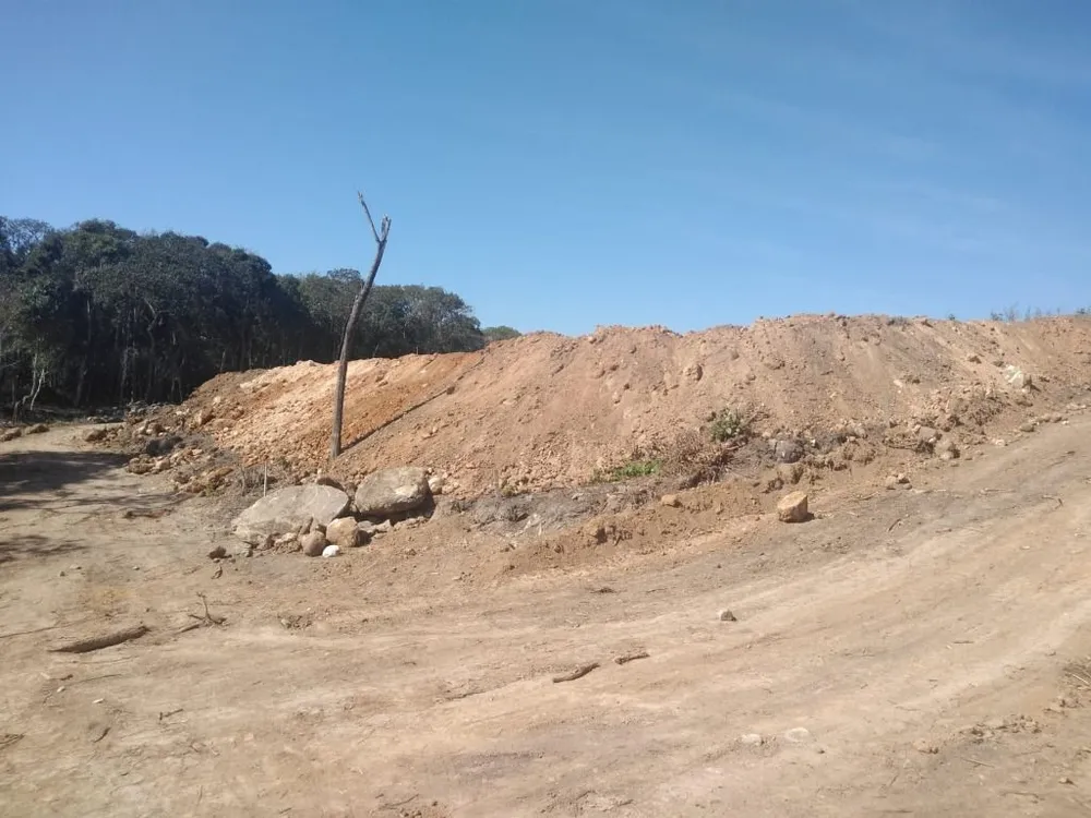 Loteamento e Condomínio, 1124 m² - Foto 2