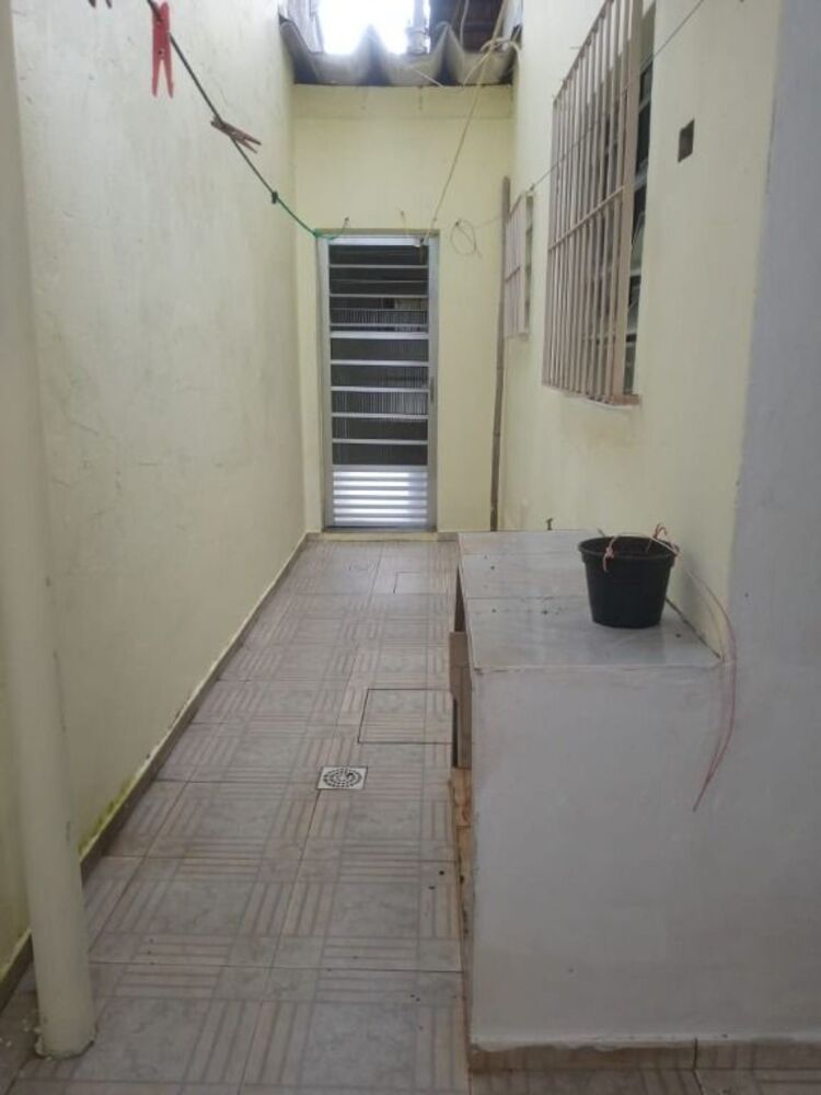 Casa à venda com 2 quartos, 68m² - Foto 20