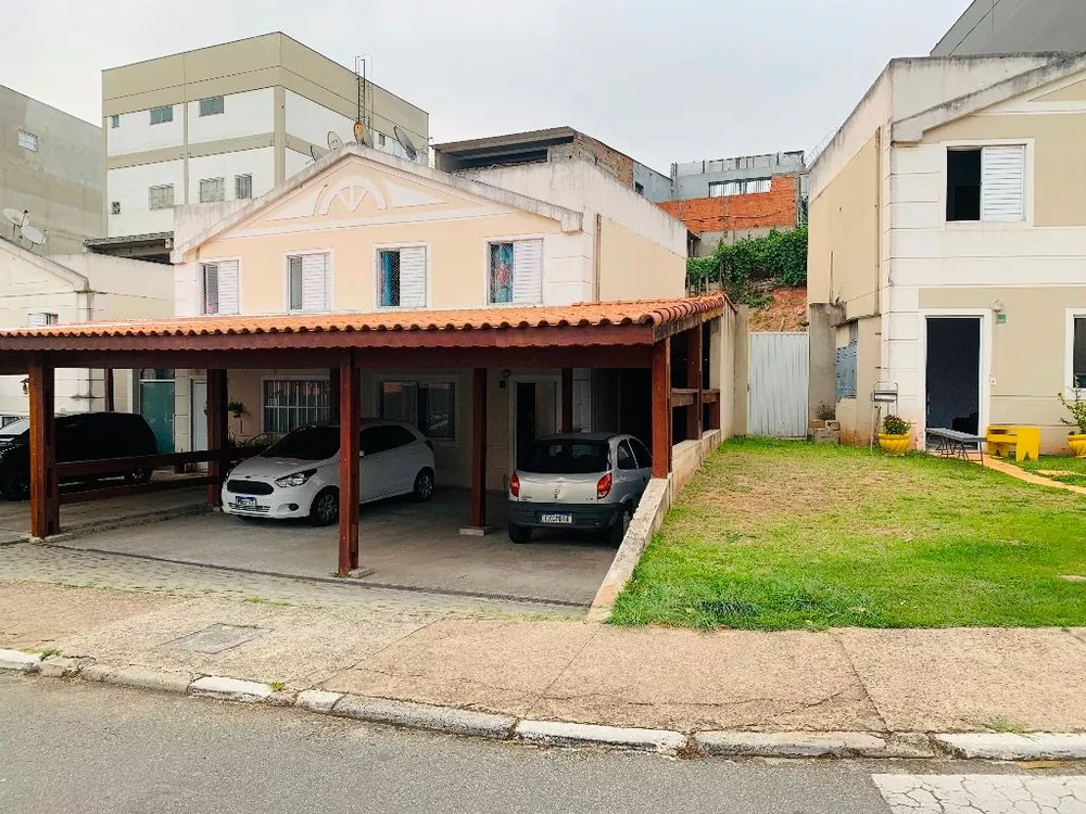 Casa de Condomínio à venda com 3 quartos, 187m² - Foto 1