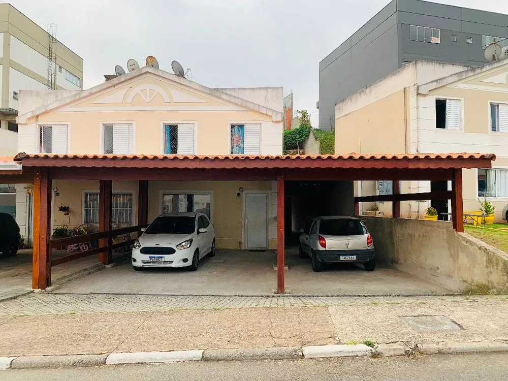 Casa de Condomínio à venda com 3 quartos, 187m² - Foto 2