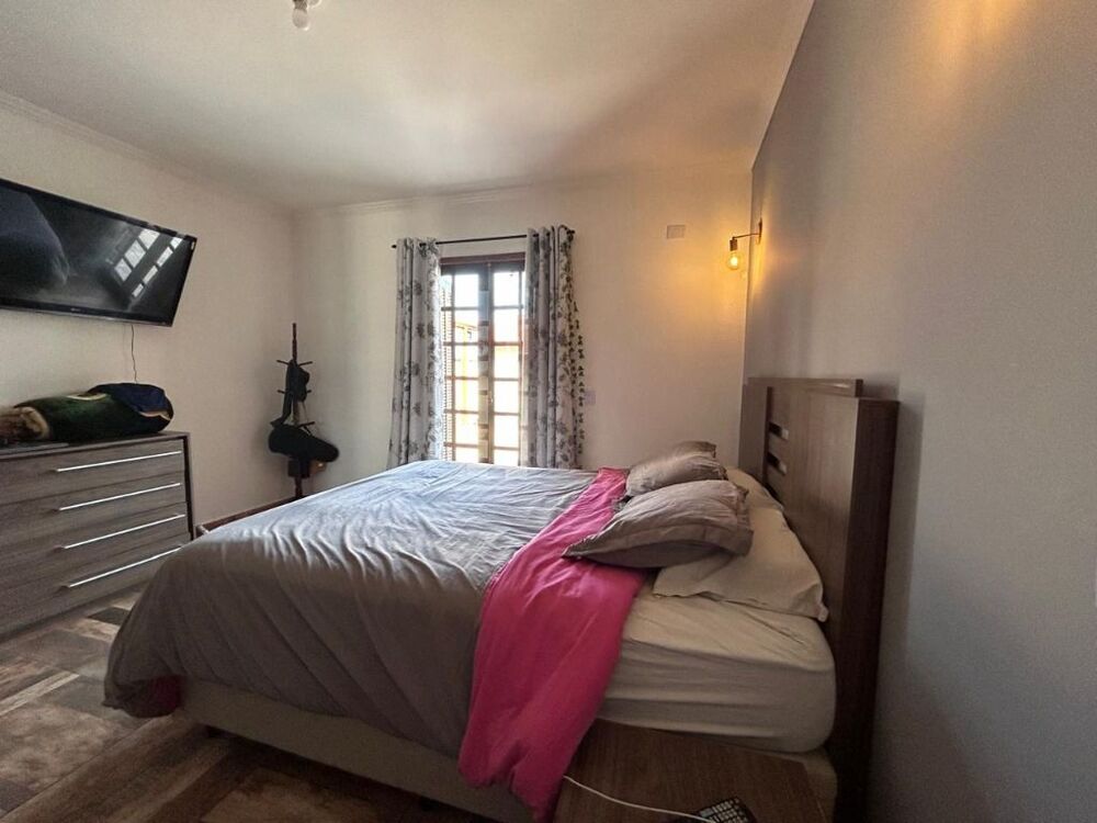 Casa, 2 quartos, 250 m² - Foto 1