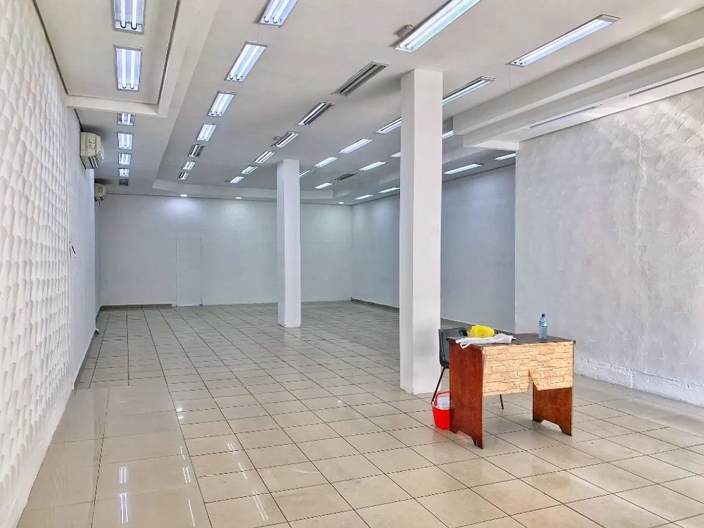 Loja-Salão, 180 m² - Foto 1