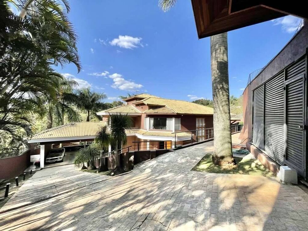 Casa de Condomínio à venda e aluguel com 4 quartos, 890m² - Foto 1