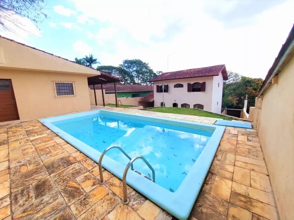 Casa de Condomínio à venda com 3 quartos, 188m² - Foto 1