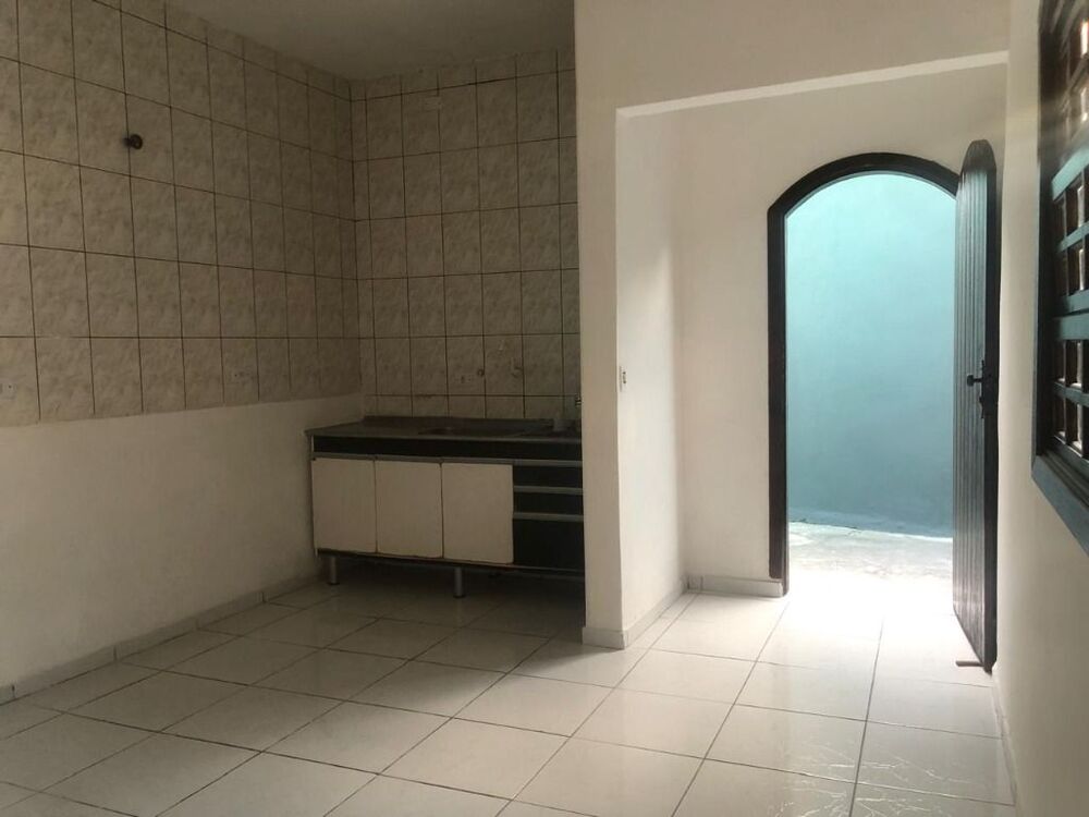 Casa, 2 quartos, 75 m² - Foto 1