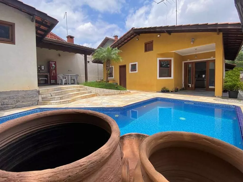 Casa de Condomínio à venda com 3 quartos, 361m² - Foto 1