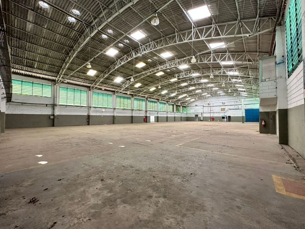Depósito-Galpão, 2650 m² - Foto 1