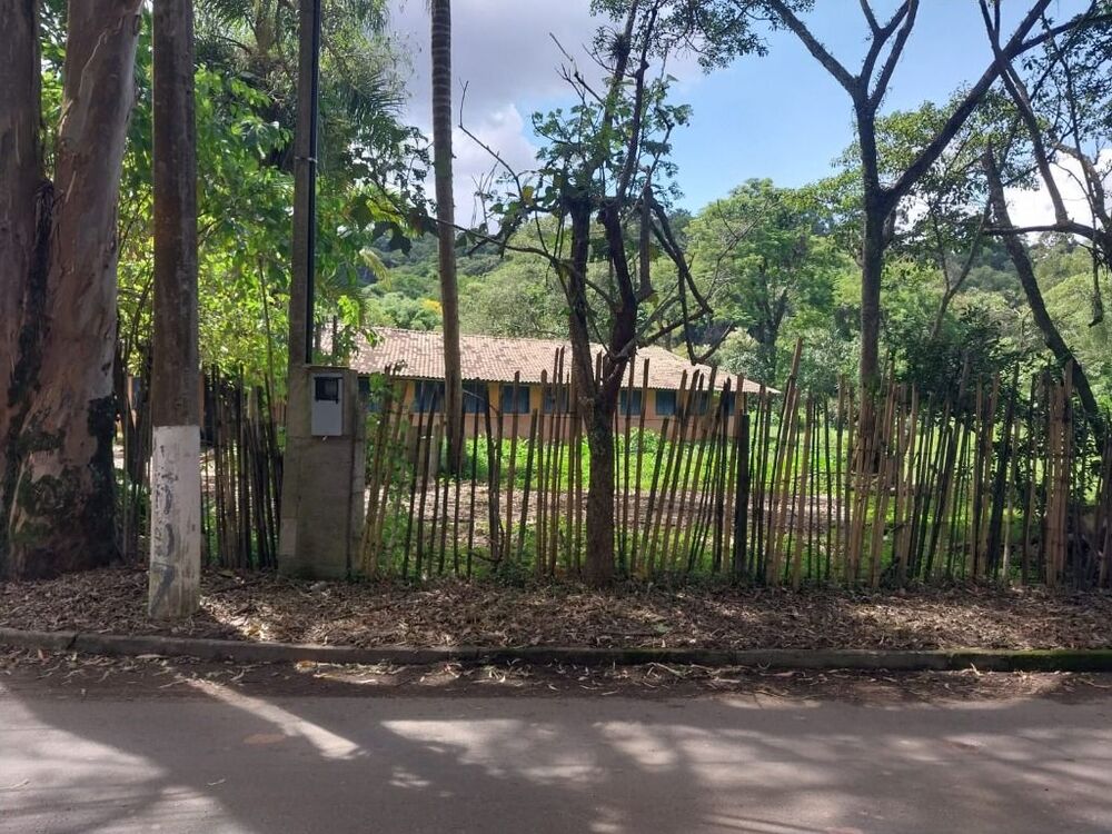 Casa para alugar com 2 quartos, 381m² - Foto 7