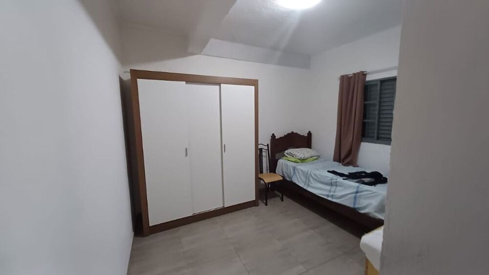 Casa, 4 quartos, 180 m² - Foto 2
