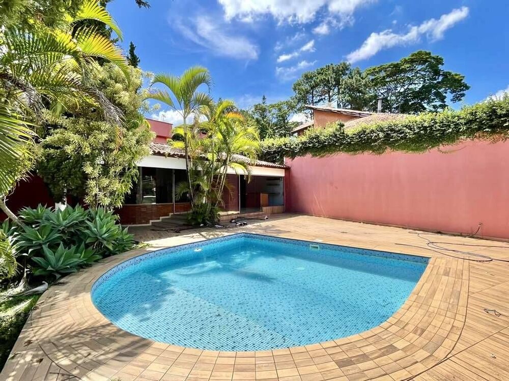Casa de Condomínio à venda com 4 quartos, 409m² - Foto 1
