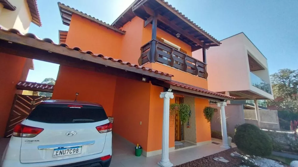 Casa de Condomínio à venda e aluguel com 4 quartos, 300m² - Foto 2