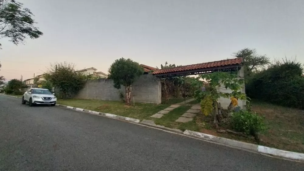 Chácara à venda com 3 quartos, 1200m² - Foto 2