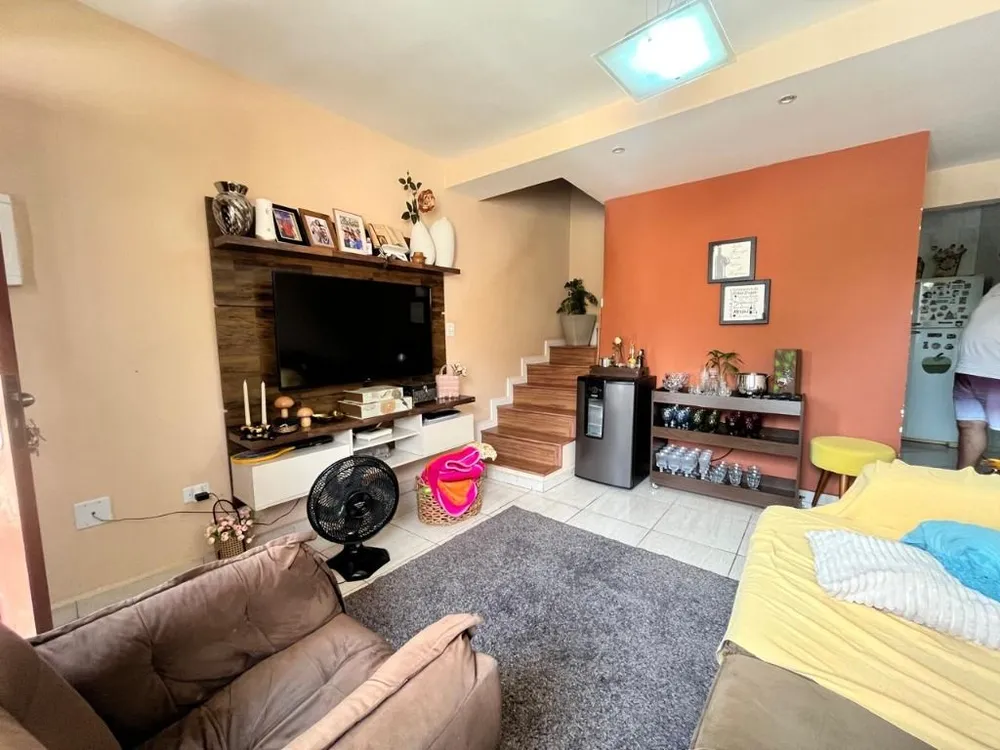 Casa, 2 quartos, 62 m² - Foto 1