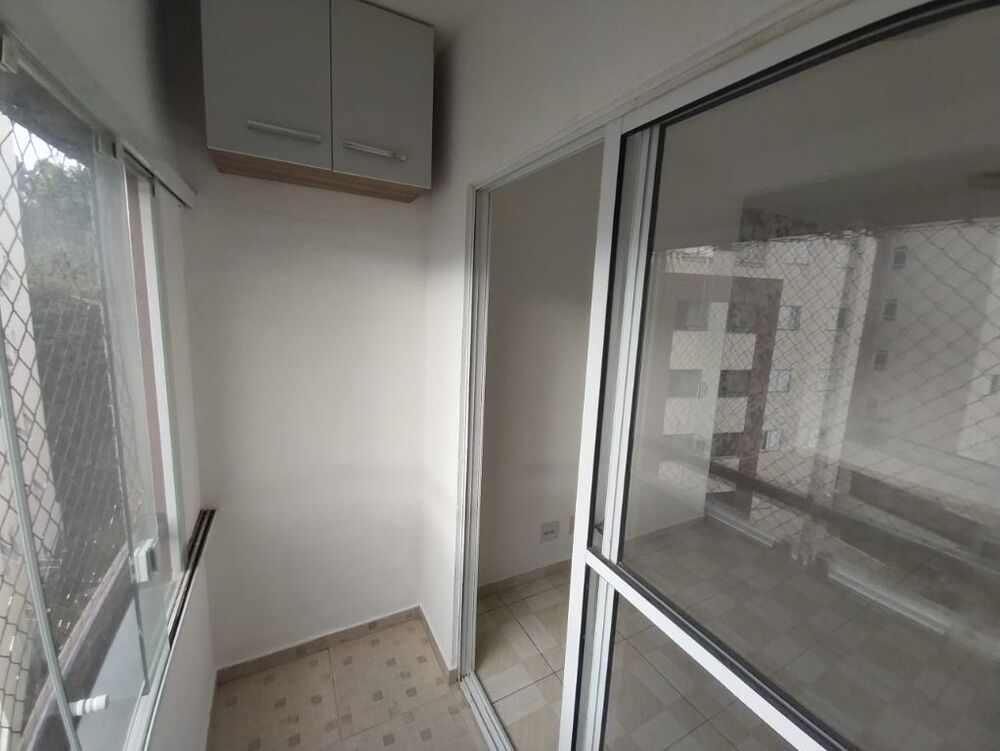 Apartamento para alugar com 2 quartos, 55m² - Foto 4