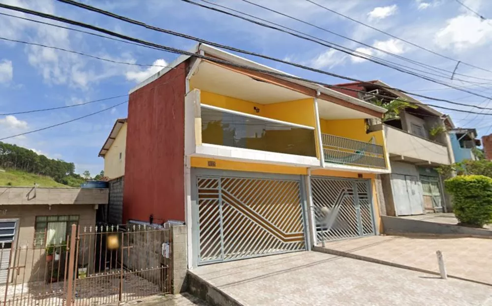 Casa à venda com 3 quartos, 194m² - Foto 2